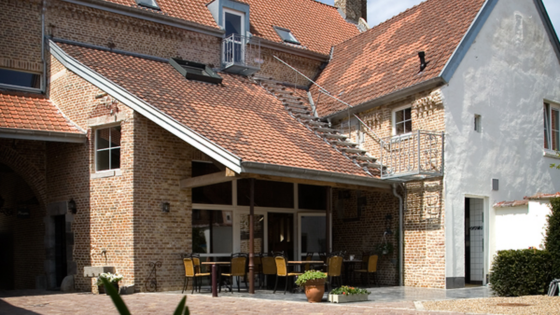 Auberge 's Gravenhof - Auberge 's Gravenhof - binnenplaats