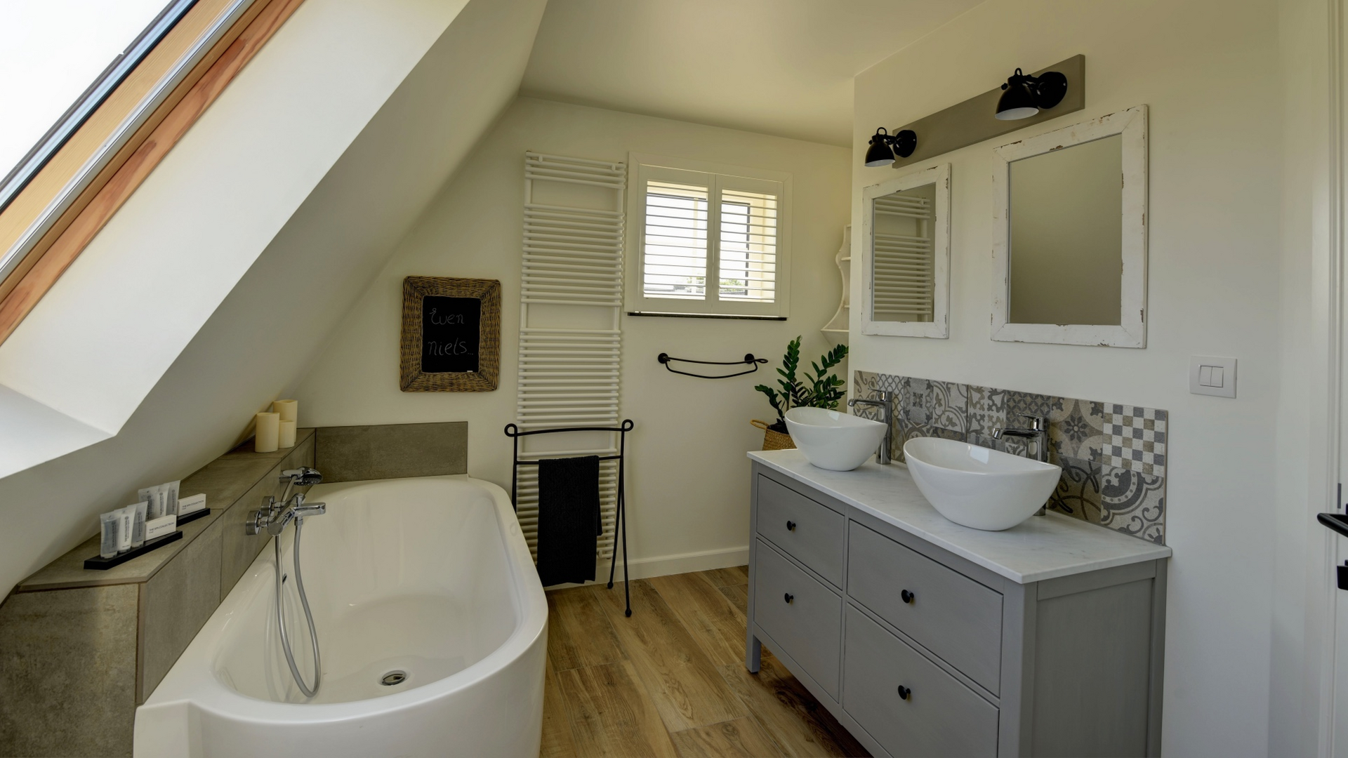 B&B Eikenlaan 12 - Badkamer