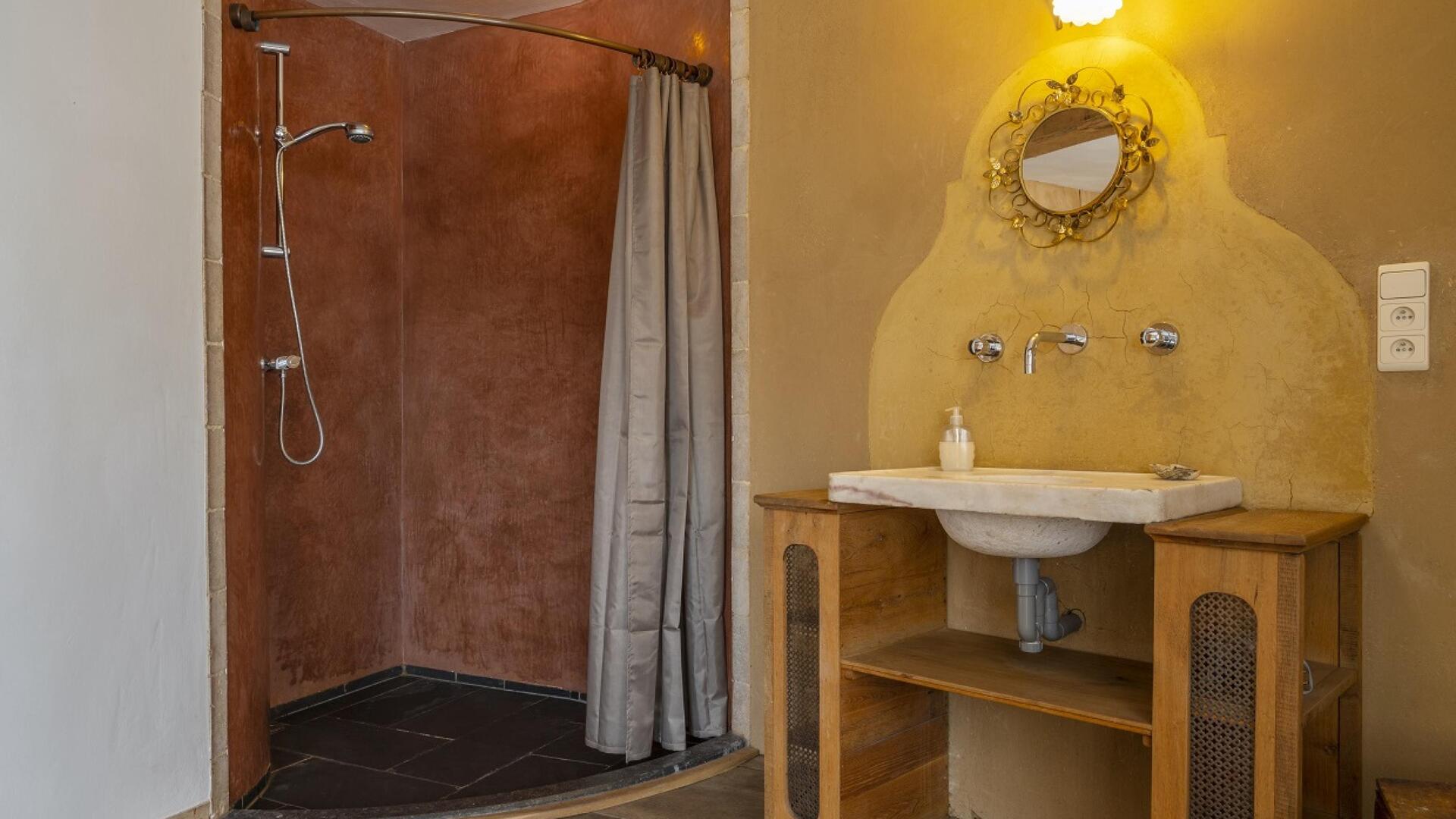 De Maretak - Het Wentelhuis - Badkamer