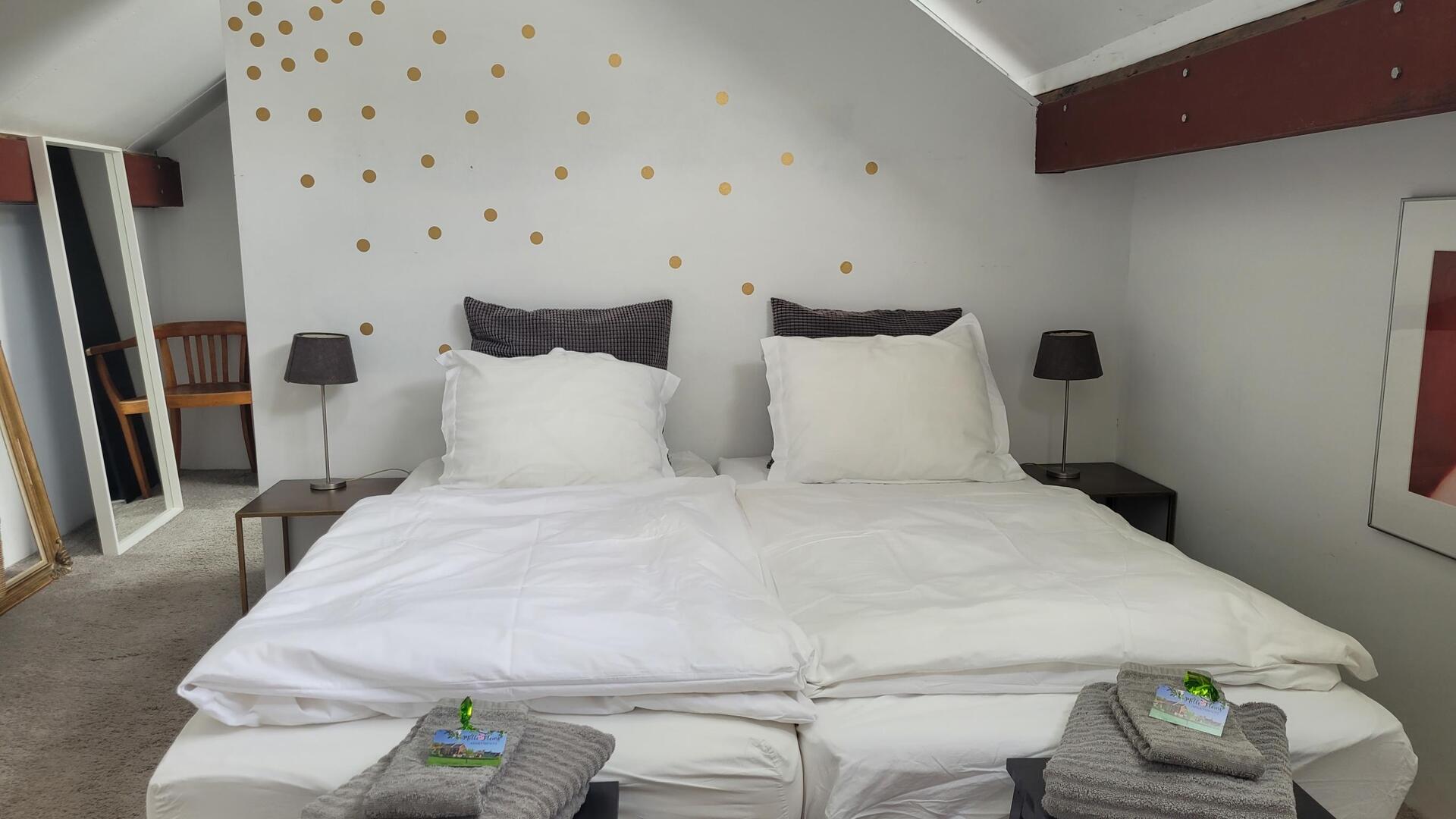 Mille Fleurs - Étage Supérieur - slaapkamer 1 - Étage Supérieur