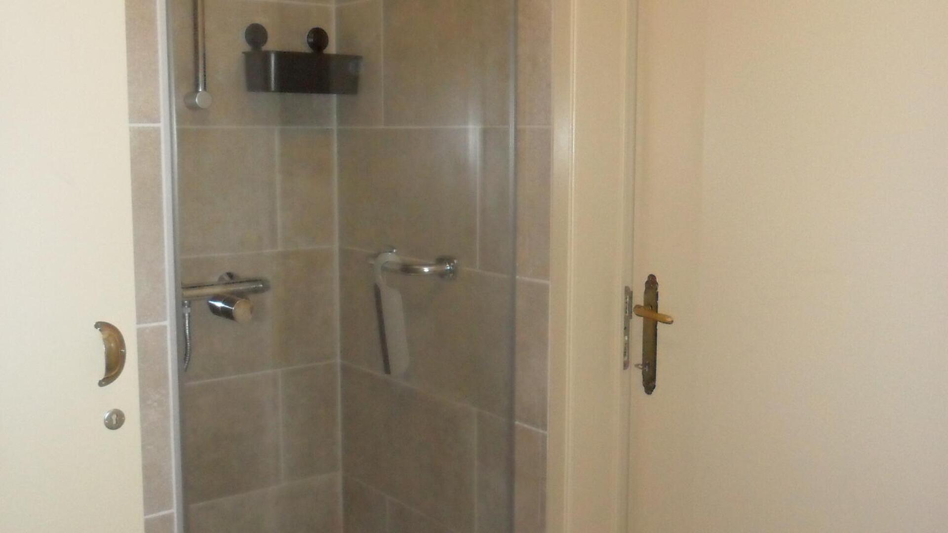 Schophemmerhoeve 5 - badkamer