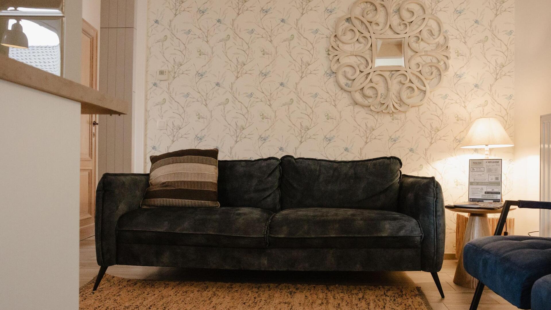 Time-Out 5 o'Clock - sofa