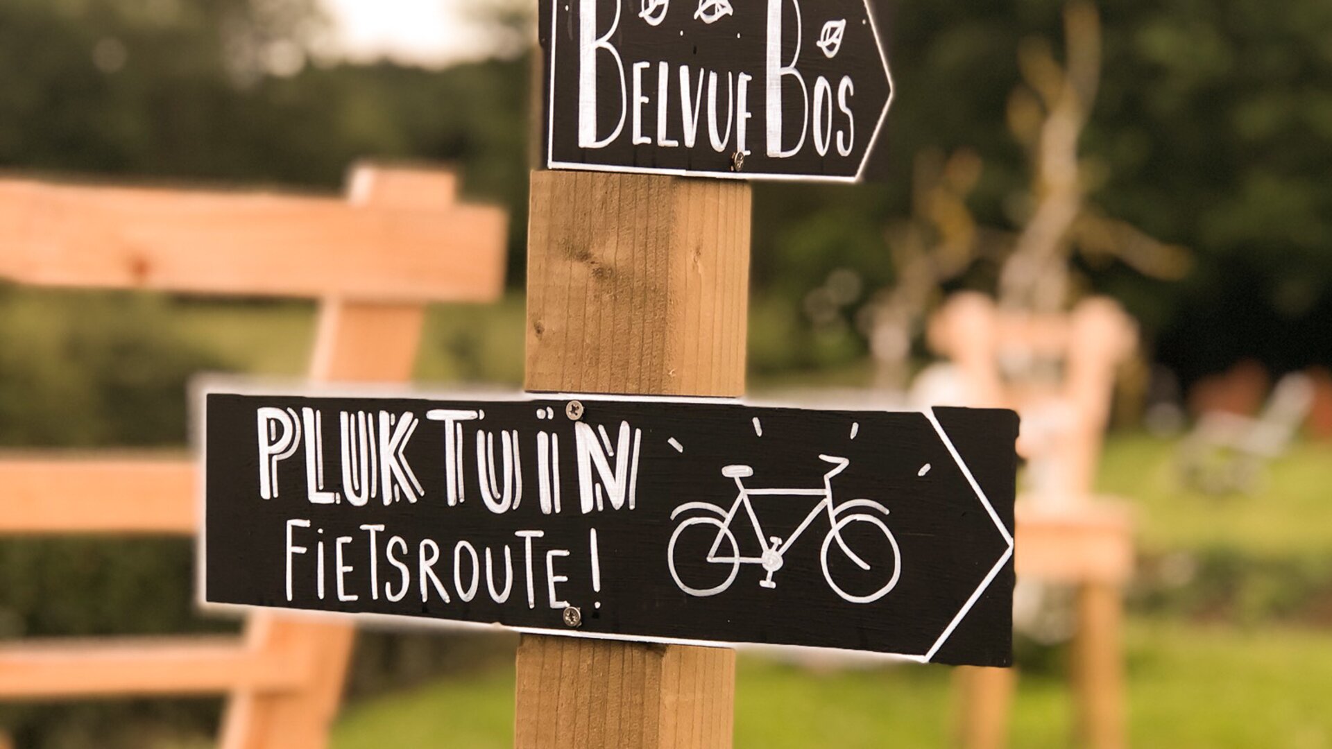 Vakantiewoning "De Pluktuin" - wegwijs in de Pluktuin