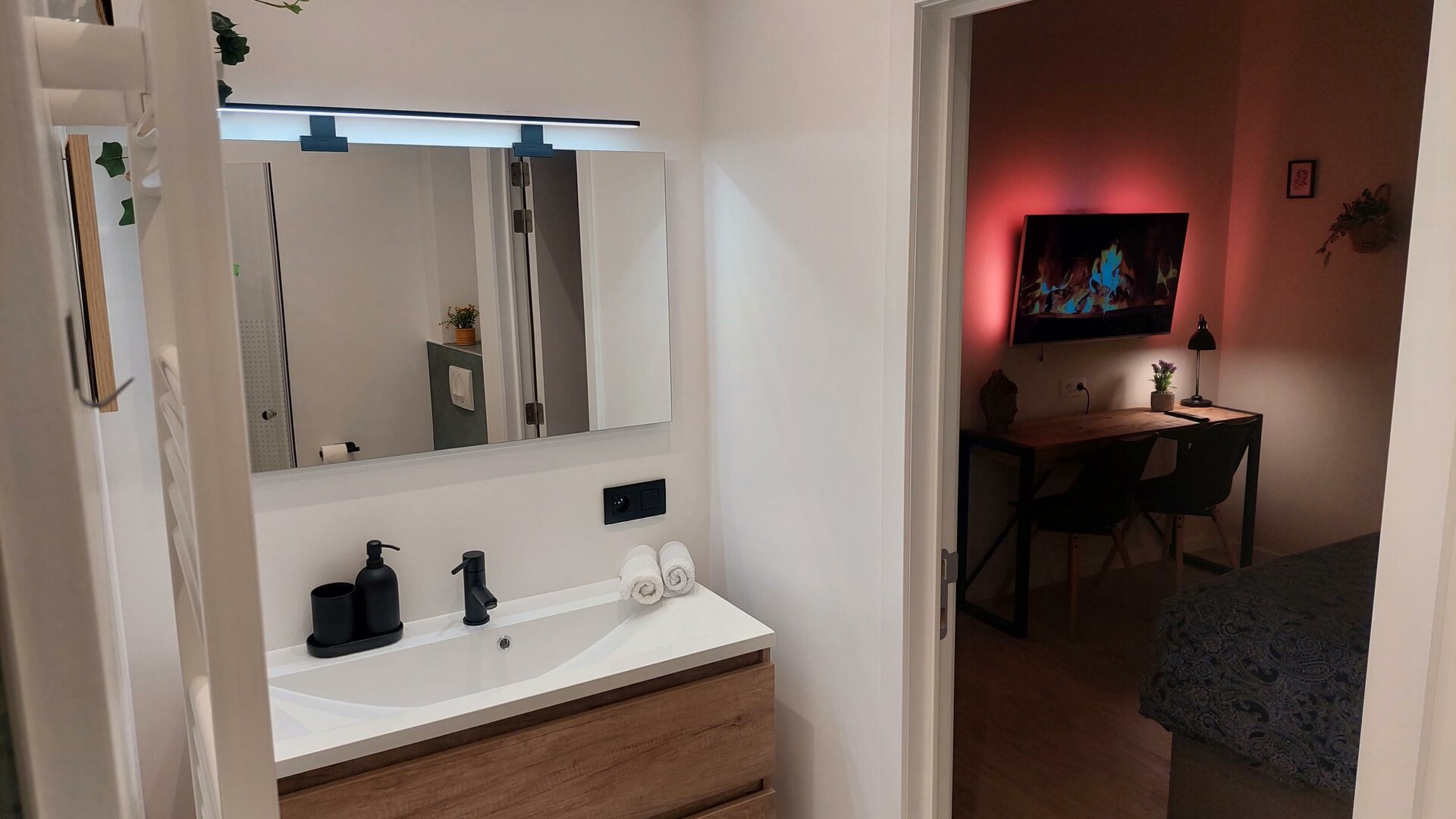 Viator - Kamer "Terra" met badkamer