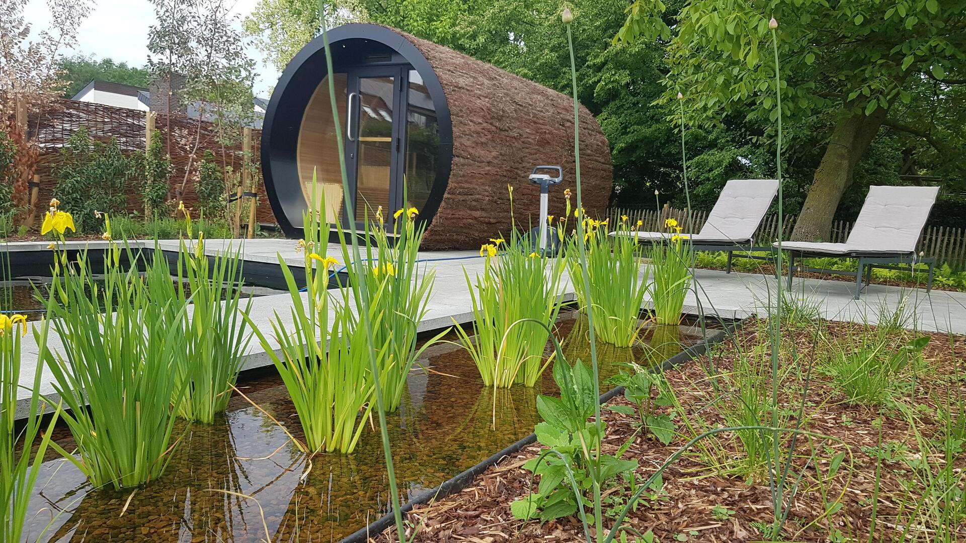 Vous lé Vous - sauna en verwarmde zwemvijver