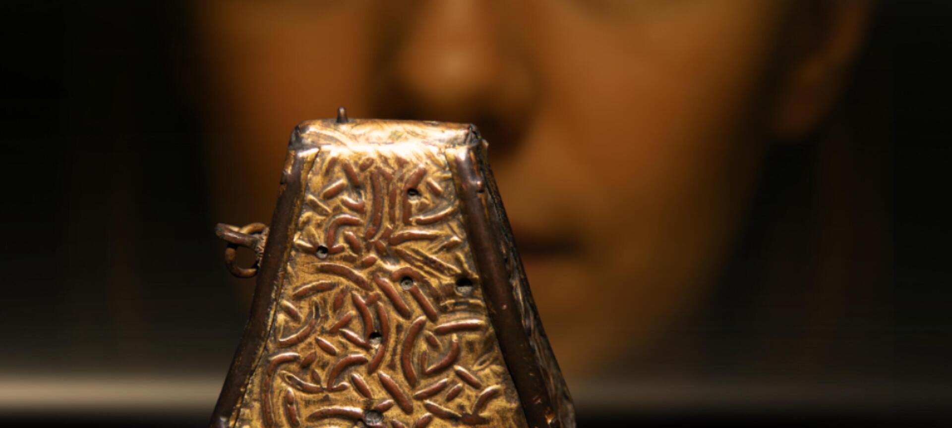 De Schatkamer van Sint-Catharina - De Bursa is één van de vele Vlaamse Topstukken in de Schatkamer van Sint-Catharina. Bewonder het oudste Topstuk uit de collectie in een vernieuwde setting.