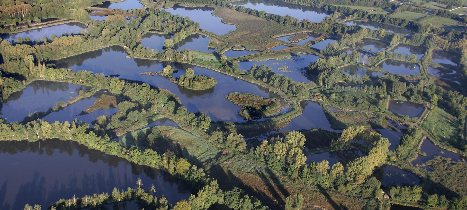 De Wijers: Wandelgebied Bokrijk-Kiewit - Luchtfoto vijvers Bokrijk-Kiewit