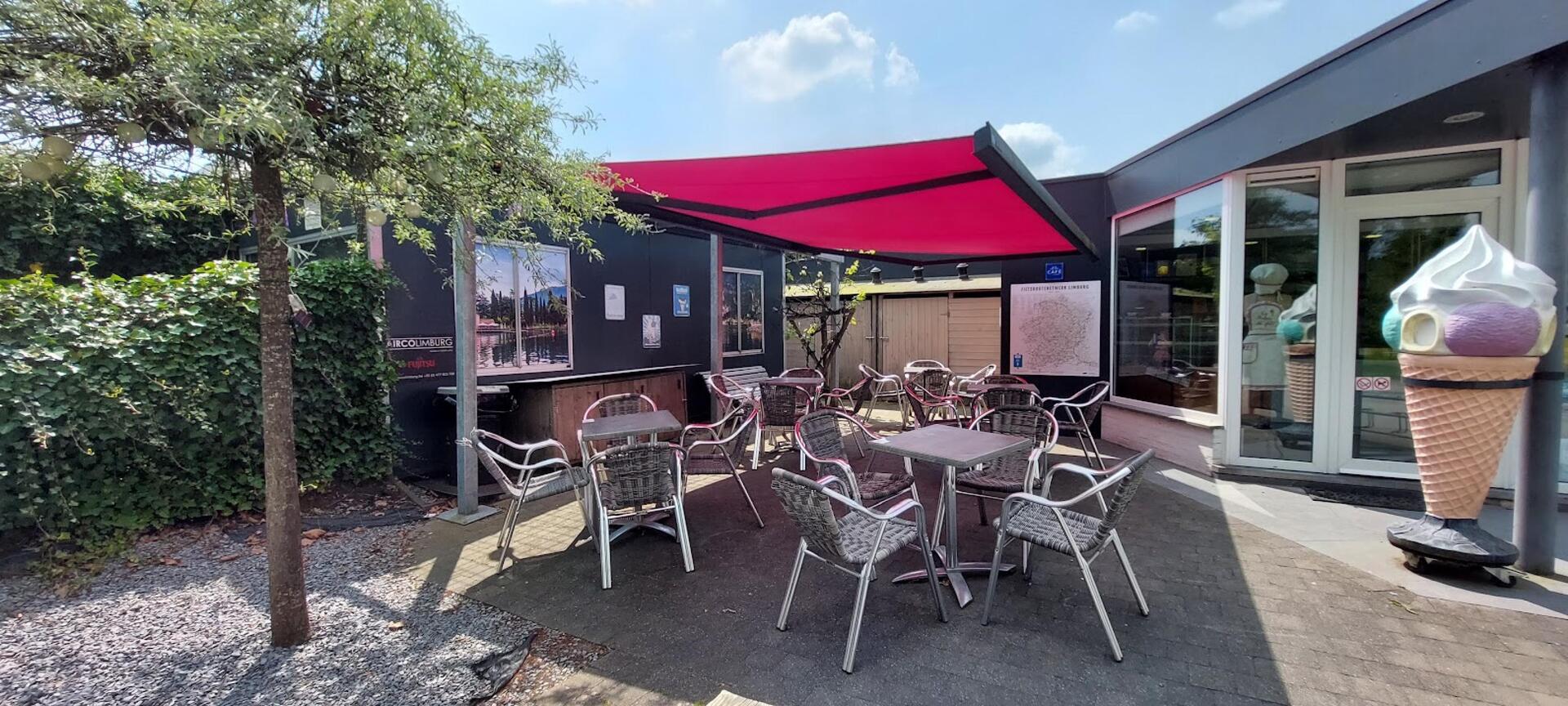 Ijs van Gelooven - terras