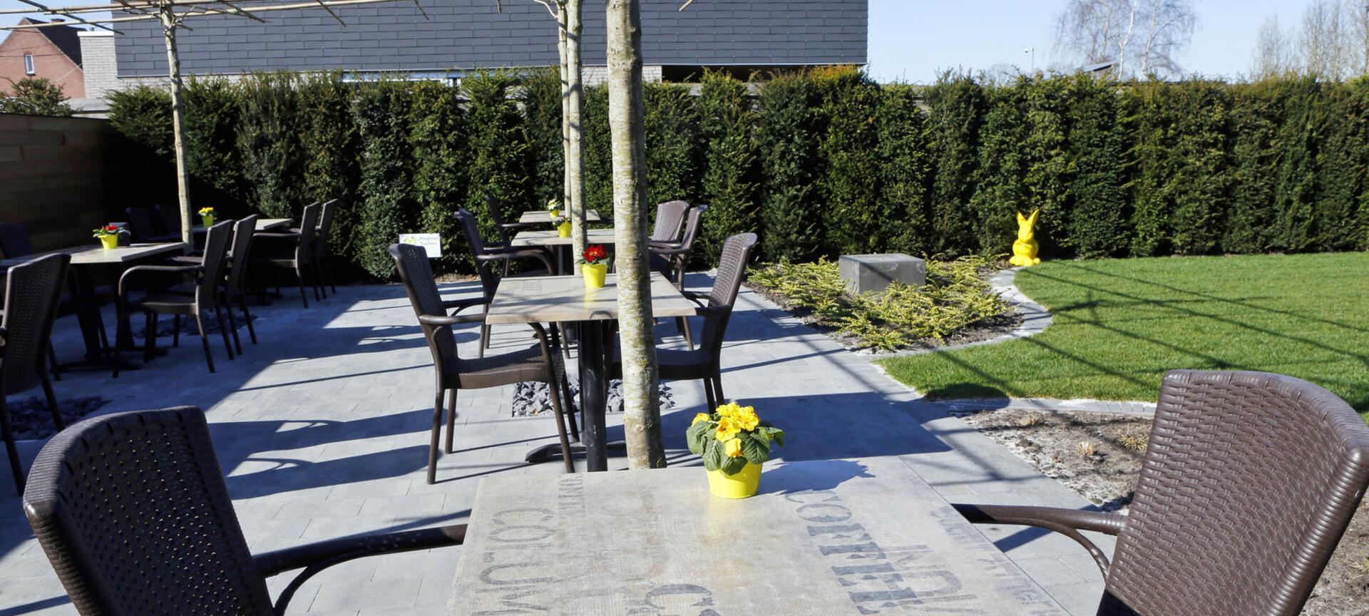 Koffiehuis Cash&Co - terras