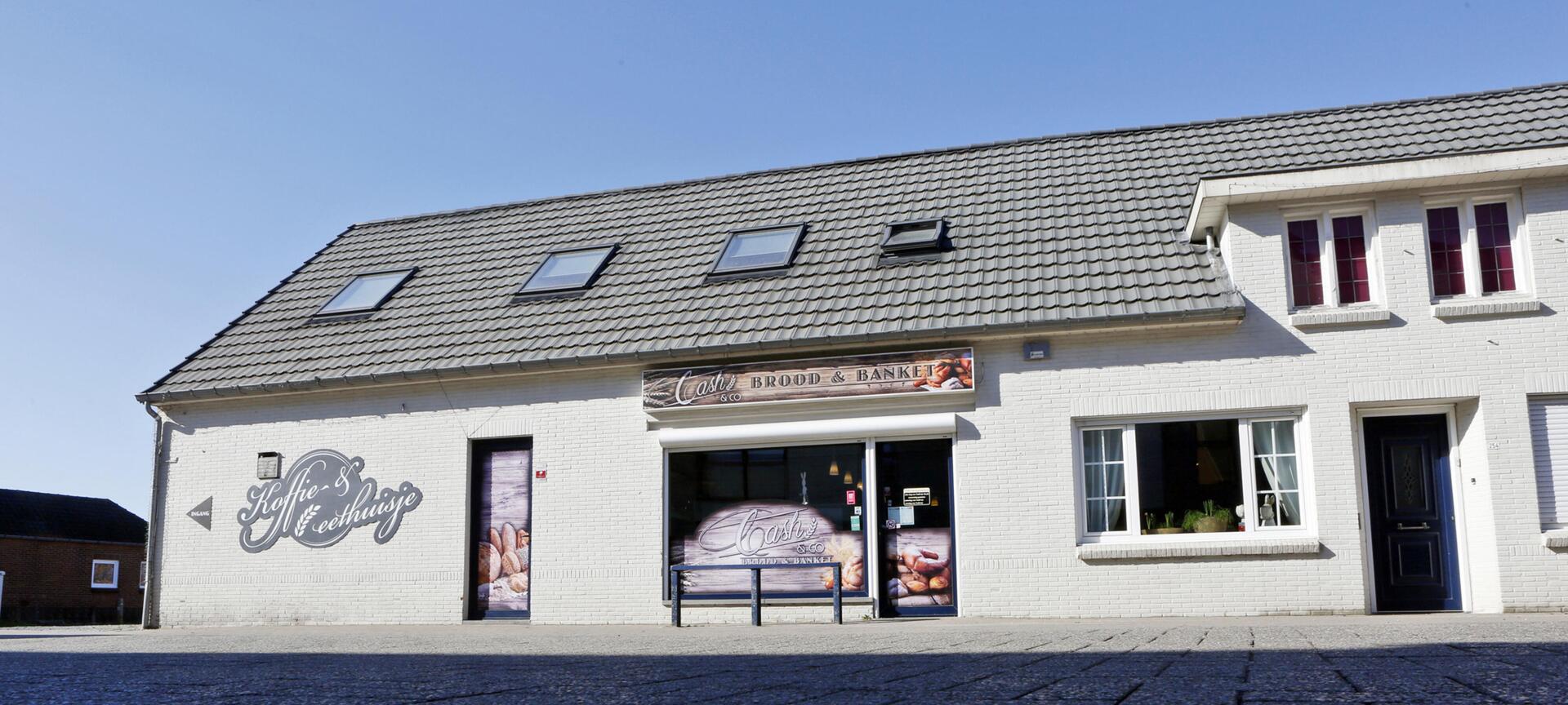 Koffiehuis Cash&Co - Gevel
