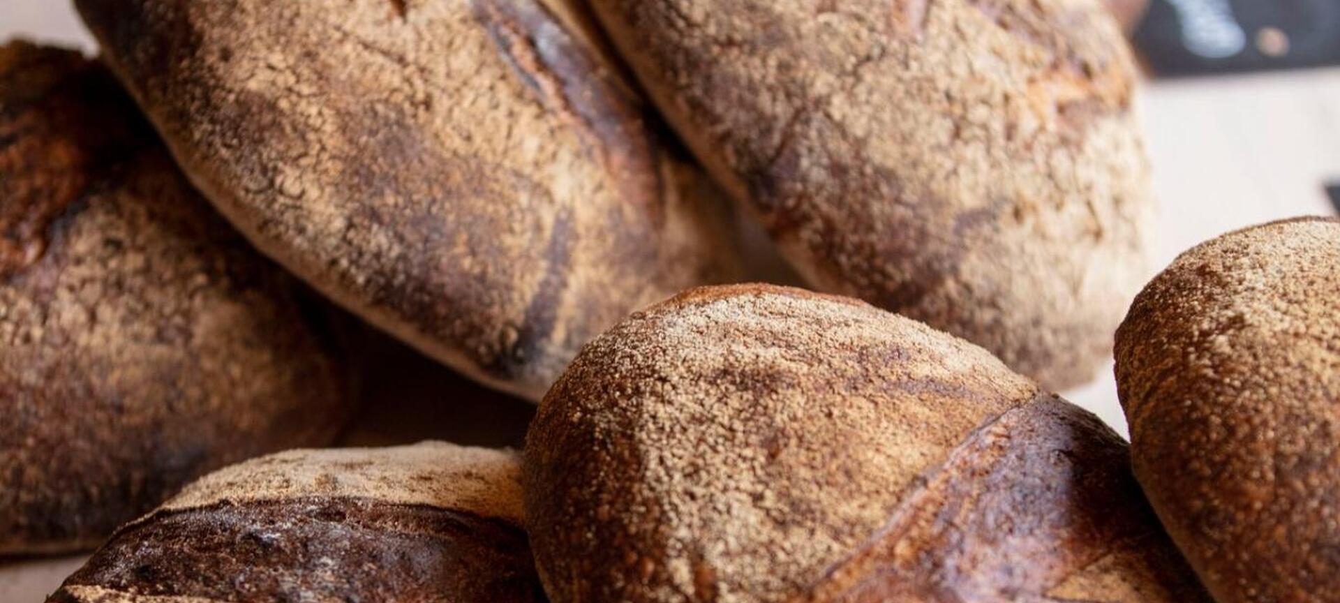 Versmarkt Vennestraat - markt brood